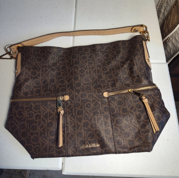 Calvin Klein Dark Brown and Tan Shoulder Bag - Picture 1 of 5